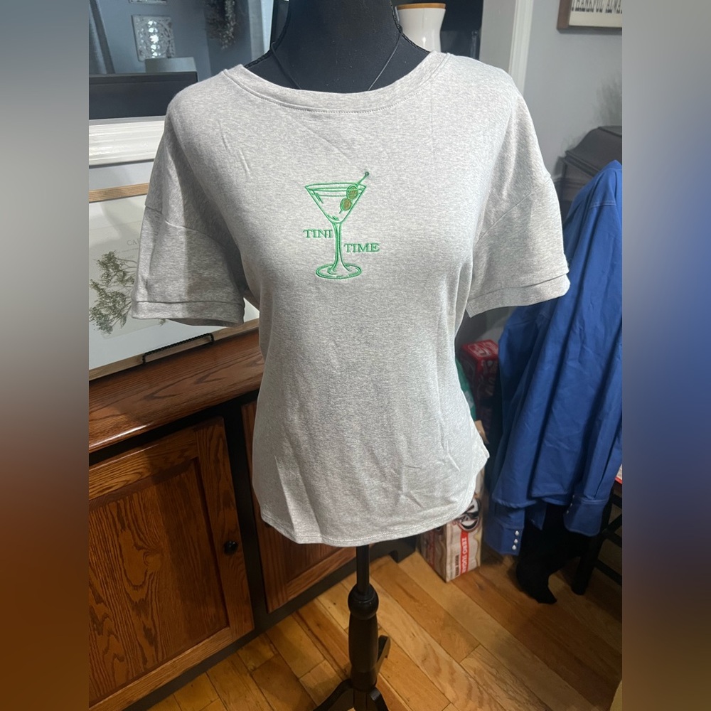 Green Envelope Gray Fitted Short Sleeve T-Shirt